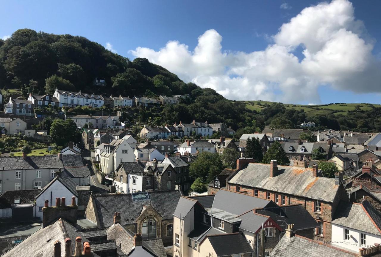 Castle Hill Guest House Lynton Exteriér fotografie